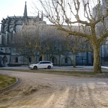Maison Familiale Du Clos Saint Roch 別荘 Viviers
